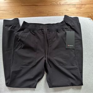 NWT - Lululemon Men’s ABC Jogger - Black